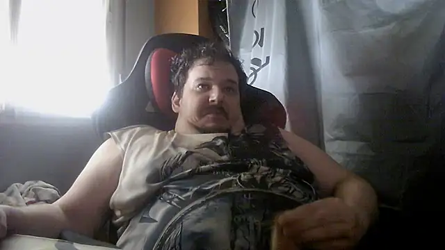 Snapshot of porkorossy chatting on June 20, 2026, 1:25 pm porkorossy online show from June 20, 2026, 1:25 pm