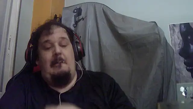 porkorossy online show from July 4, 2026, 9:32 pm