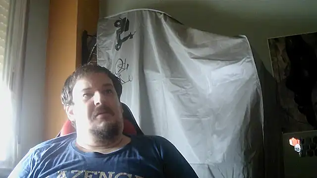 porkorossy online show from July 16, 2026, 7:25 am