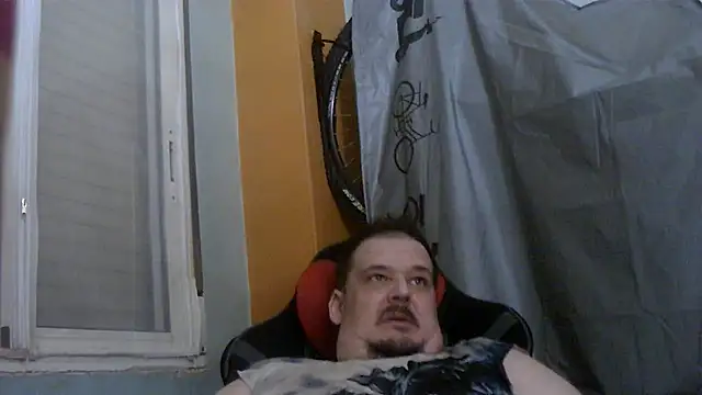 porkorossy online show from July 31, 2026, 9:14 pm