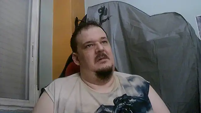 porkorossy online show from August 1, 2026, 9:46 pm