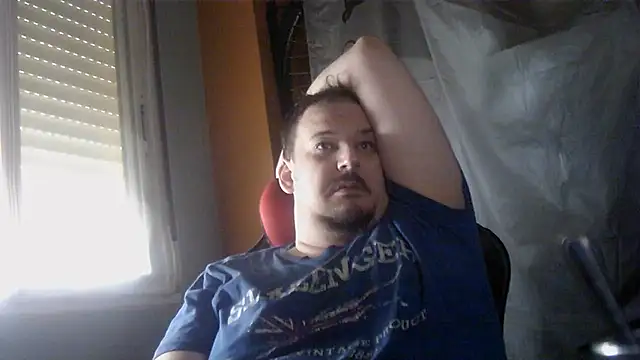 porkorossy online show from August 6, 2026, 7:43 am