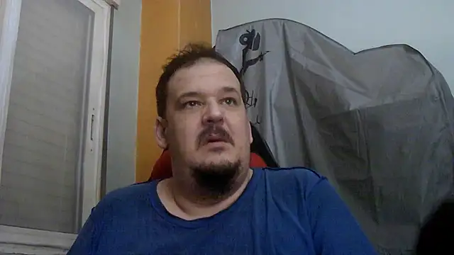 porkorossy online show from August 6, 2026, 10:44 pm