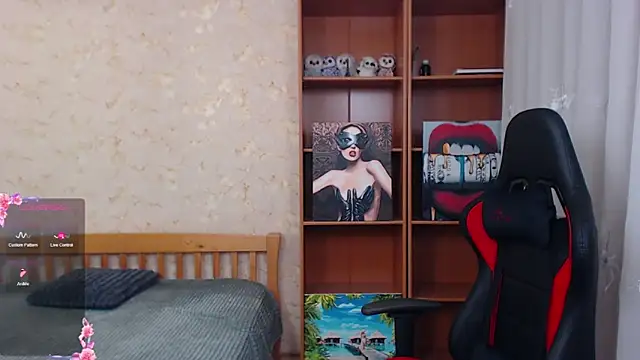 JuicyJess online show from March 10, 2026, 8:47 pm