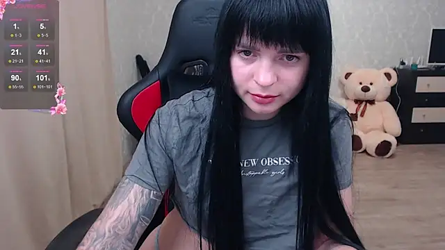 JuicyJess online show from May 7, 2026, 7:41 pm
