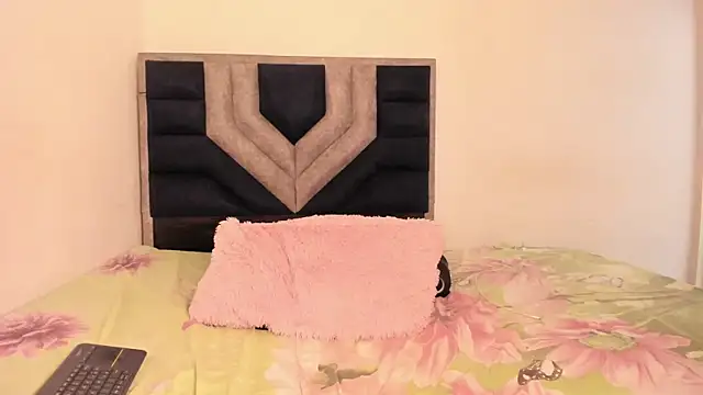 TiiffanyEvans1 online show from March 4, 2026, 5:30 pm