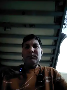 Snapshot of ZIMMY25 chatting on March 24, 2026, 6:35 pm ZIMMY25 online show from March 24, 2026, 6:35 pm