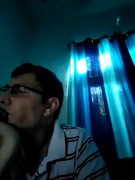 Snapshot of ZIMMY25 chatting on June 17, 2026, 12:18 pm ZIMMY25 online show from June 17, 2026, 12:18 pm