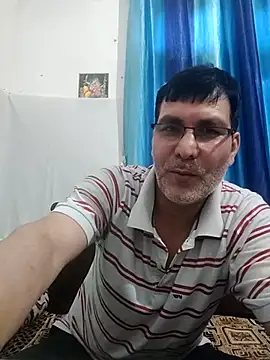 Snapshot of ZIMMY25 chatting on June 24, 2026, 9:08 am ZIMMY25 online show from June 24, 2026, 9:08 am
