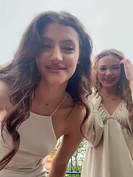Skinny Alice online show from July 5, 2026, 1:18 pm