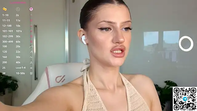 Skinny Alice online show from July 30, 2026, 11:09 am