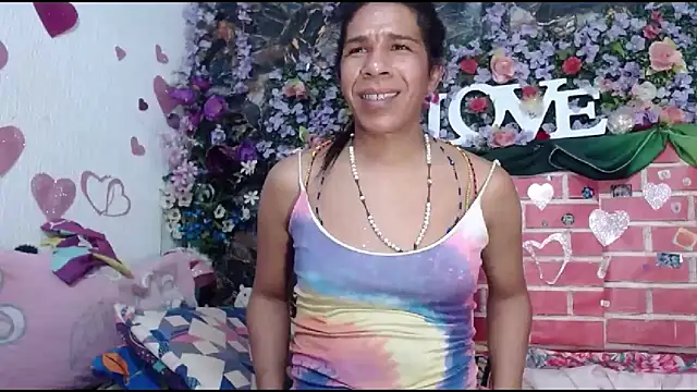 DesireDirtyTS   online show from May 8, 2026, 11:04 am