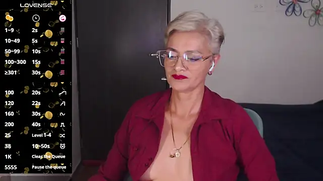 scarlett paris22 online show from January 12, 2025, 12:07 am