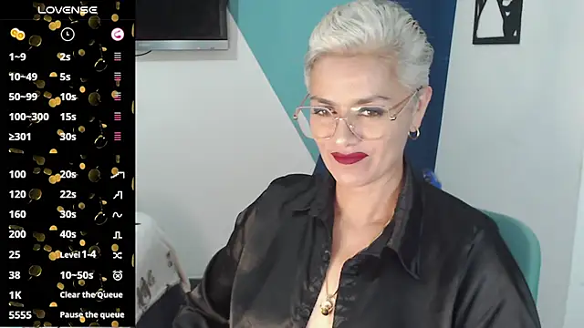scarlett paris22 online show from March 8, 2025, 12:22 am