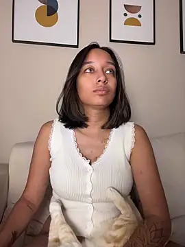 DianaHopson online show from July 19, 2026, 12:58 am
