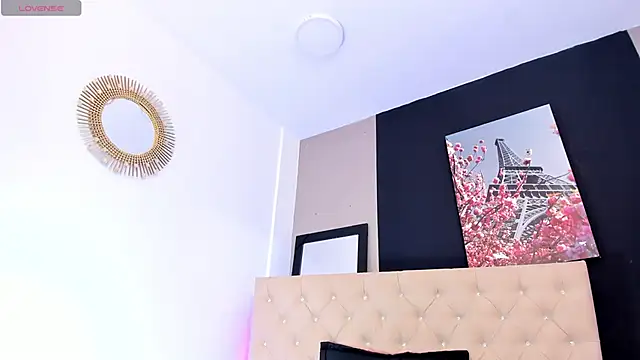 Snapshot of Shanelle__ chatting on February 26, 2025, 2:36 pm Shanelle   online show from February 26, 2025, 2:36 pm