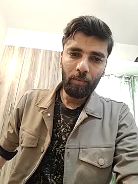 18 couple sex online show from June 14, 2026, 7:21 am