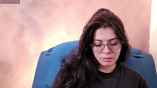 irinasweet27 online show from February 6, 2026, 1:03 pm