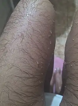 Snapshot of surfer_fun29 chatting on September 27, 2025, 6:29 am surfer fun29 online show from September 27, 2025, 6:29 am