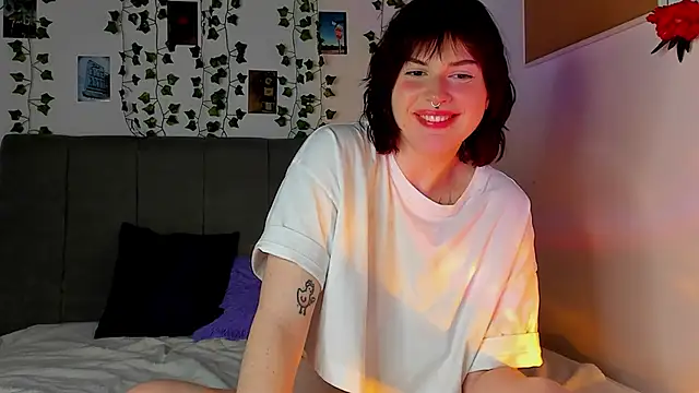 miss Lizzy online show from December 6, 2024, 4:47 am