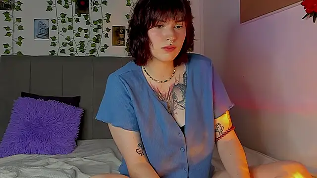 miss Lizzy online show from December 21, 2024, 4:19 am