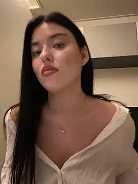 Angela Fosterr online show from October 8, 2025, 4:26 pm