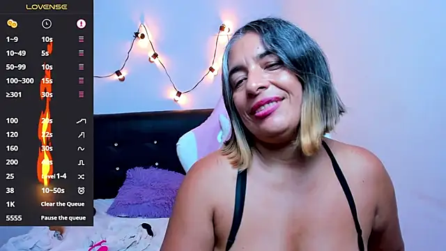 tammy lynn69 online show from December 23, 2024, 9:40 pm