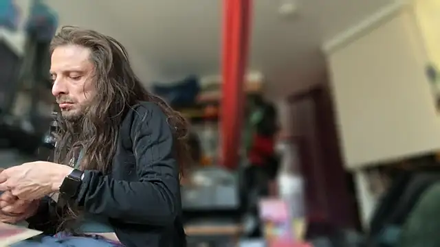 DownstairsSky online show from September 20, 2025, 11:11 am