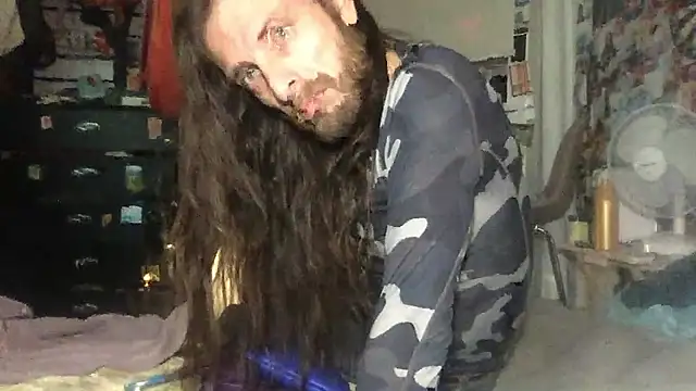 DownstairsSky online show from October 25, 2025, 3:58 am