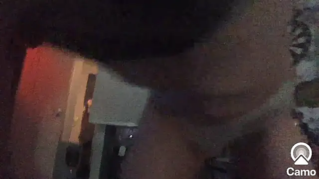 DownstairsSky online show from November 16, 2025, 6:41 am