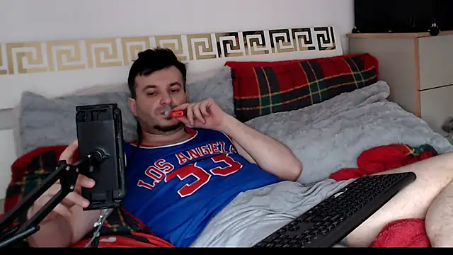 erotico69xxx online show from March 3, 2026, 1:06 pm