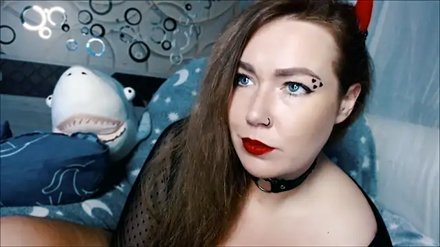 tia meow online show from October 28, 2025, 1:14 pm