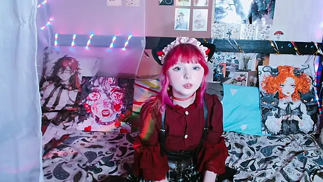 Usagi Blush  online show from February 2, 2025, 10:39 pm