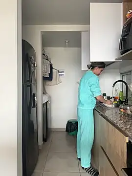 Ameellie online show from October 24, 2025, 3:52 pm