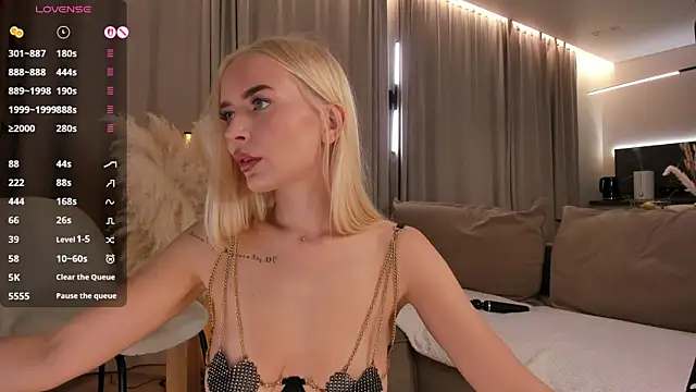 Snapshot of eva_m1racle_ chatting on November 16, 2025, 8:03 pm eva m1racle online show from November 16, 2025, 8:03 pm