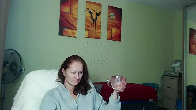 Snapshot of AmellyGrand chatting on November 12, 2025, 1:55 pm AmellyGrand online show from November 12, 2025, 1:55 pm