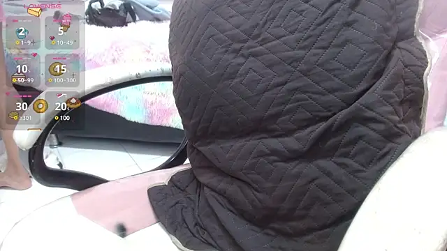 Snapshot of alegriamartinez chatting on January 13, 2025, 1:06 pm alegriamartinez online show from January 13, 2025, 1:06 pm