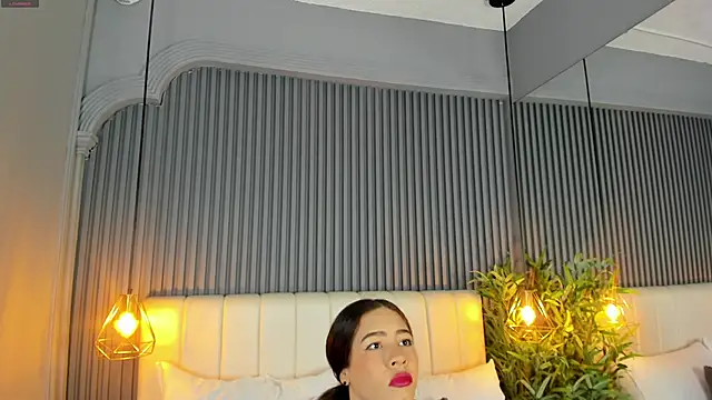 SaraRiley online show from December 22, 2025, 10:40 pm