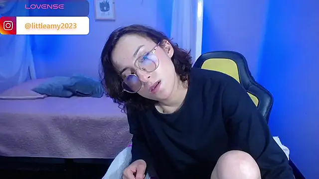 little  amy  online show from December 14, 2024, 1:50 am