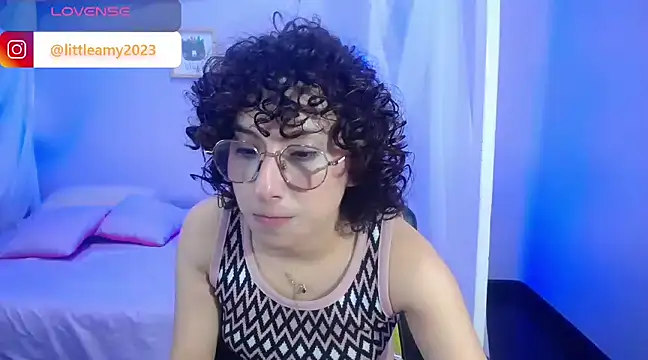 little  amy  online show from December 20, 2024, 11:37 pm