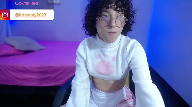 little  amy  online show from January 5, 2025, 8:00 am