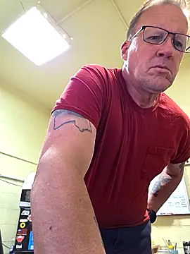 Snapshot of Cockrub1 chatting on March 31, 2026, 12:05 pm Cockrub1 online show from March 31, 2026, 12:05 pm