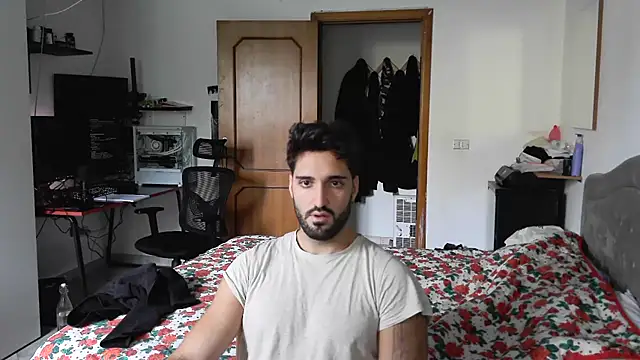 Snapshot of Alexox02 chatting on October 21, 2025, 11:44 am Alexox02 online show from October 21, 2025, 11:44 am