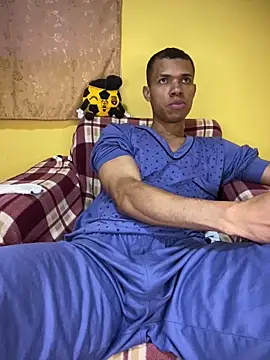 MoiseXxx 777 online show from December 8, 2024, 7:47 am