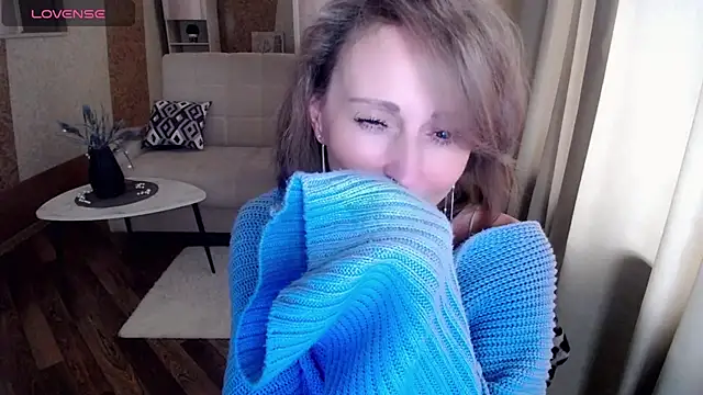 HornyMilf 777 online show from February 5, 2025, 11:23 am