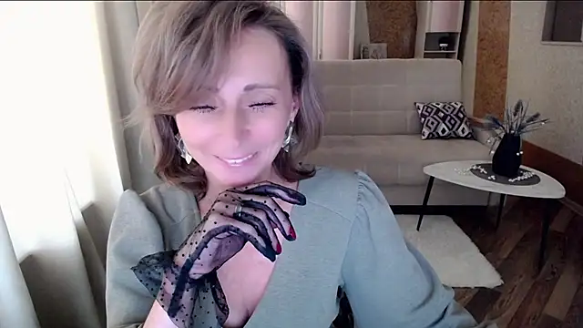 HornyMilf 777 online show from February 25, 2025, 8:36 am