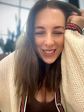 MommmyYummy online show from May 31, 2026, 12:01 pm