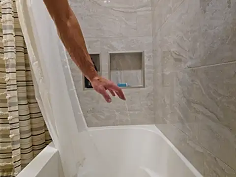 bigdeal698 online show from October 19, 2025, 7:53 am