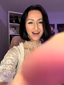 KatyEvanss online show from October 10, 2025, 6:07 pm