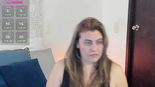 V monse online show from November 27, 2025, 8:11 pm